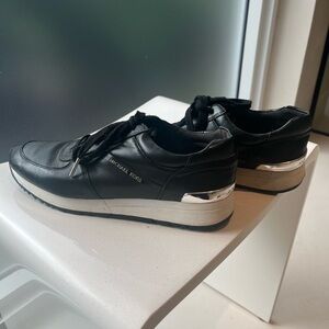Michael Kors Allie Trainers in Black